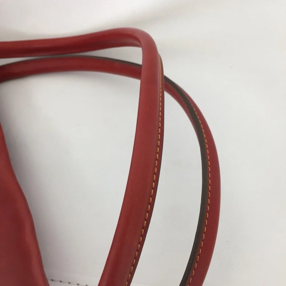 100% Auth Dooney & Bourke Tote Bag Red Leather Locket Clasp